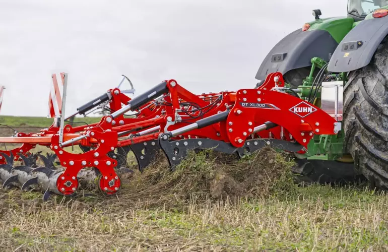 DT XL subsoil loosener for heavy soils