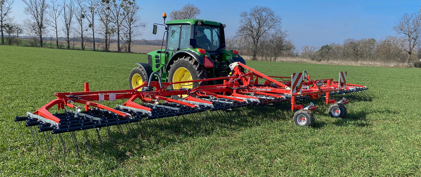 The TINELINER tine weeder at work