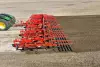 The KUHN 5640 cultivator at work